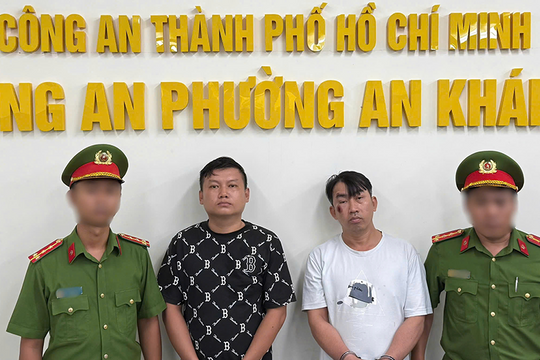 Bắt 2 người ẩu đả vì tiếng còi xe