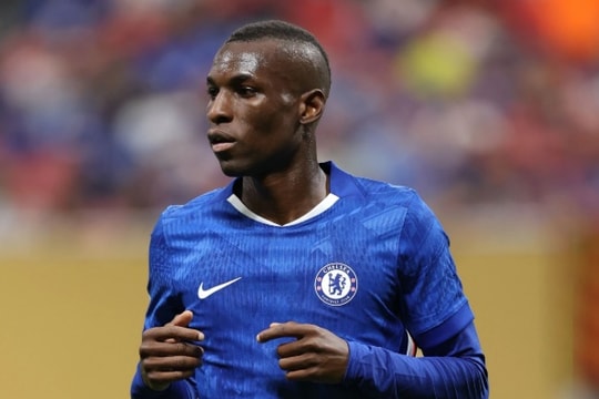Nicolas Jackson trở lại Chelsea: Cuộc chia tay đắt đỏ tại Bayern Munich