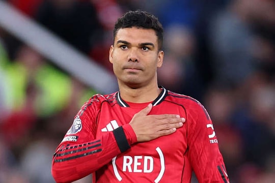 Casemiro và nghệ thuật thắng thời gian: Khi trí tuệ bóng đá thay thế tốc độ
