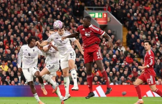 Man Utd đối đầu Liverpool: Cuộc chiến sinh tử cho suất dự Champions League