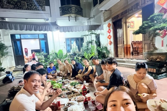 Dàn sao Việt quây quần bên gia đình và người thân trong kỳ nghỉ lễ