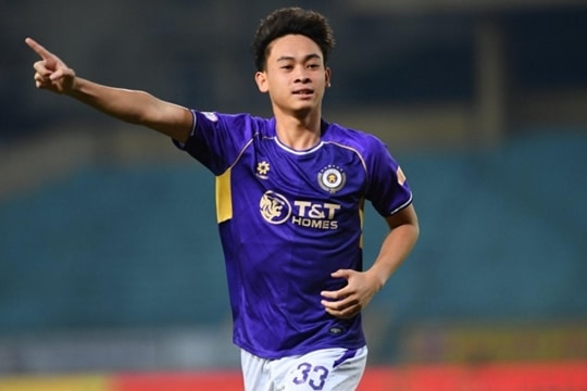 Nguyễn Anh Tiệp: Trung vệ ghi bàn gây sốt trong màu áo Hà Nội FC tại V.League