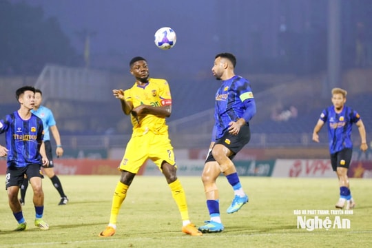Sông Lam Nghệ An trắng tay trên sân Vinh trước Hoàng Anh Gia Lai