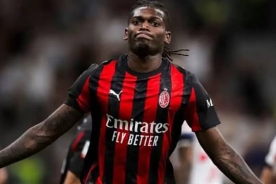 Chuyển nhượng sáng 3/5: Arsenal nhận đề nghị mua Rafael Leao, Liverpool chốt giá Beukema