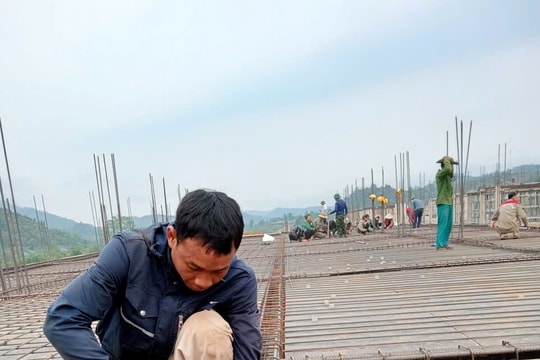 Khan hiếm lao động - khoảng trống khó lấp đầy