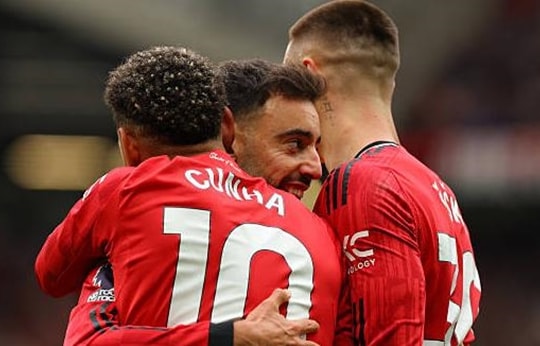 Bruno Fernandes và màn trình diễn siêu hạng đưa Manchester United tới Champions League