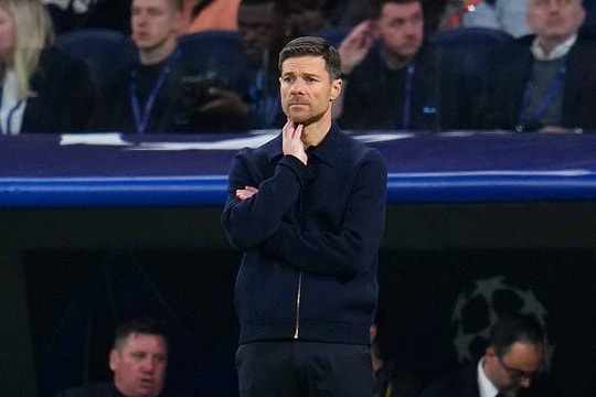 Liverpool cần kỷ luật thép của Xabi Alonso để chấm dứt sự bạc nhược thời Arne Slot