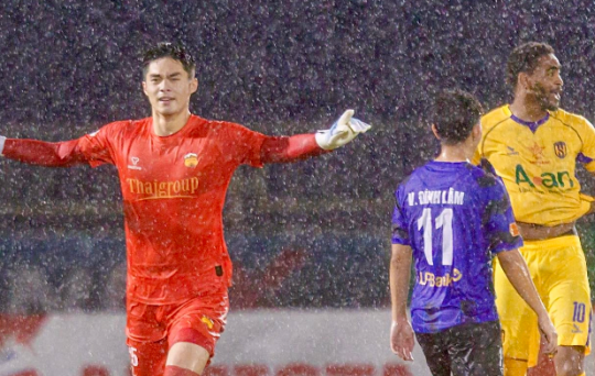 HAGL nắm quyền tự quyết trong cuộc đua trụ hạng V-League sau chuỗi trận ấn tượng