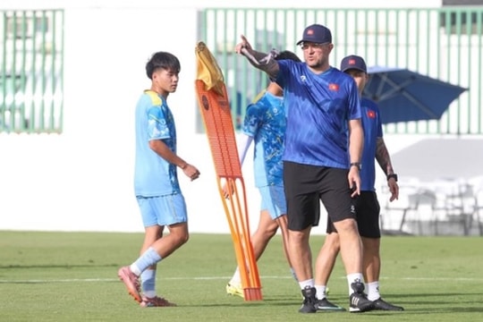 U17 Việt Nam đấu Yemen tại VCK châu Á: Lời giải của HLV Roland cho mục tiêu World Cup