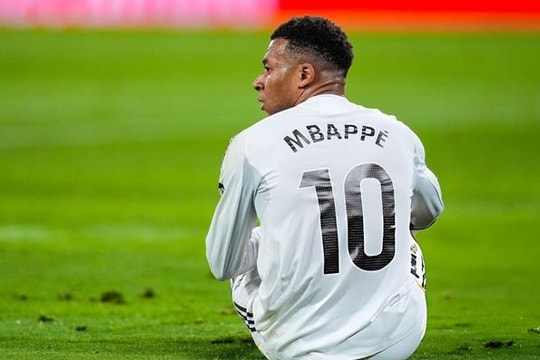 Real Madrid cân nhắc bán Kylian Mbappe; Liverpool bạo chi 94 triệu USD cho Jules Kounde