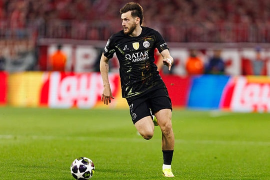 Arsenal và bài toán phong tỏa Khvicha Kvaratskhelia tại chung kết Champions League