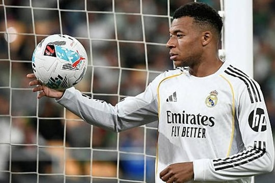 Liverpool kích nổ bom tấn Kylian Mbappe, Real Madrid dẫn đầu cuộc đua giành Salah
