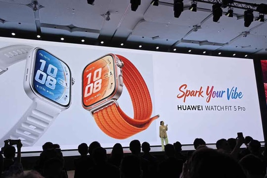 Huawei Watch FIT 5 Series ra mắt toàn cầu với màn hình 3.000 nits và dữ liệu 17.000 sân golf