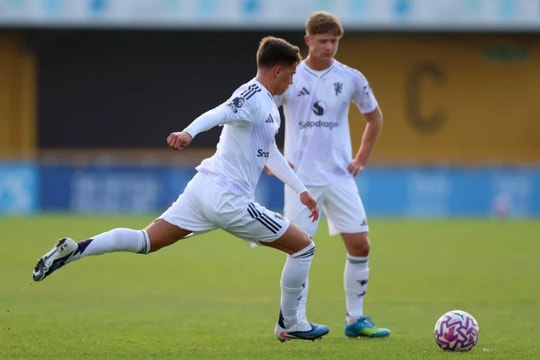 U21 Man Utd thắng kịch tính Man City 4-3: Jim Thwaites và Shea Lacey sẵn sàng bước ra ánh sáng