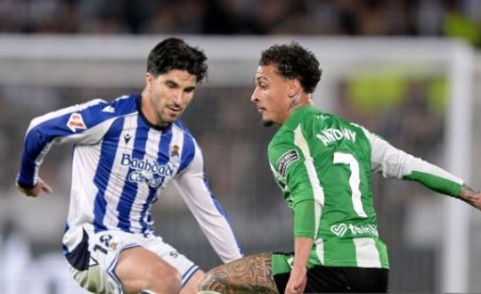 Real Sociedad 2-2 Real Betis: Màn ngược dòng kịch tính tại Anoeta nhờ bản lĩnh Oyarzabal