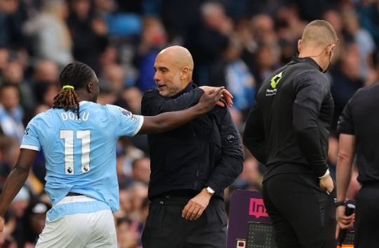 Man City 3-0 Brentford: Jeremy Doku và Erling Haaland rực sáng tại Etihad