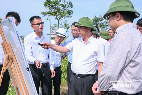 Lãnh đạo UBND tỉnh kiểm tra tiến độ Dự án Khu công nghiệp VSIP Nghệ An 3