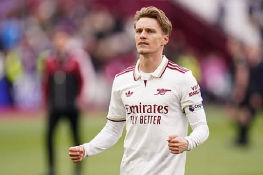 Martin Odegaard và 95 giây đẳng cấp nhắc nhở Arsenal về giá trị của thủ lĩnh