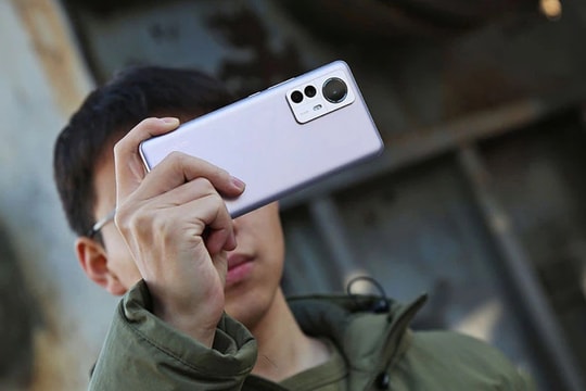 Xiaomi bất ngờ tung bản cập nhật HyperOS cho loạt smartphone đã hết vòng đời hỗ trợ