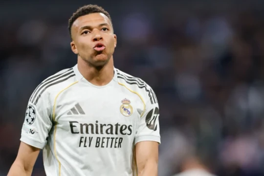 Nghịch lý Kylian Mbappe: Khi những bàn thắng đang làm 'suy yếu' Real Madrid