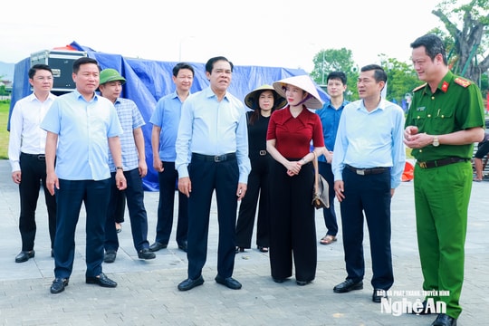 Chủ tịch UBND tỉnh Võ Trọng Hải kiểm tra công tác chuẩn bị khai mạc Lễ hội Làng Sen và khởi công cao tốc Vinh - Thanh Thủy