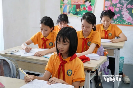 63 học sinh lớp 5 của Tiểu học Hưng Phúc “mắc kẹt” trước ngưỡng cửa vào lớp 6?