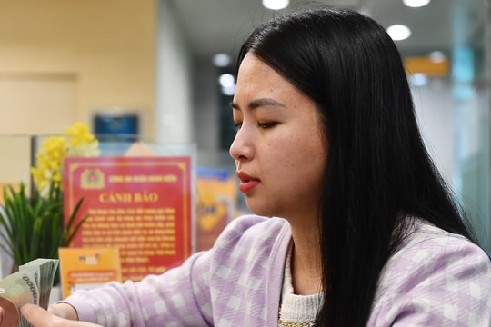 Lãi suất ngân hàng hôm nay 15/5/2026: Mức cao nhất chạm mốc 8%/năm tại Sacombank