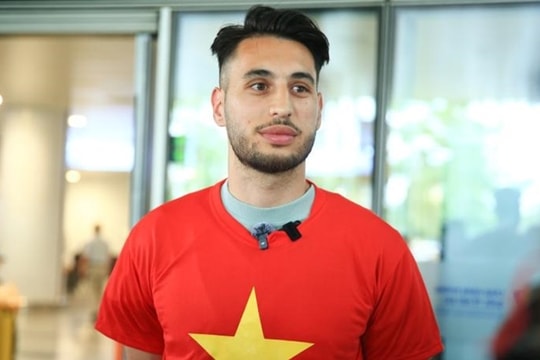 Công an Hà Nội chiêu mộ trung vệ Việt kiều Julien Mouillon từ Pháp