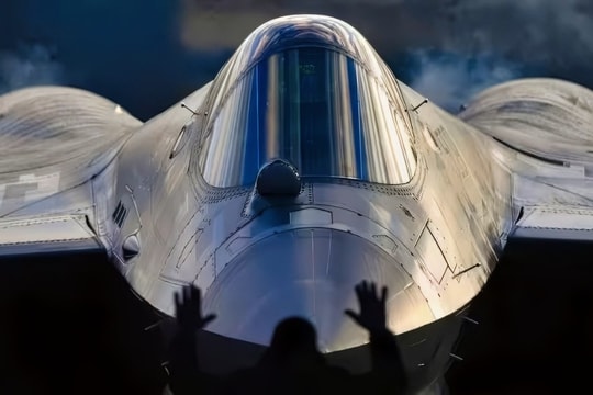 Su-57 và tên lửa R-37M: Thách thức mới cho hệ thống cảnh báo sớm Saab 340