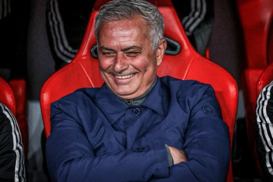 Jose Mourinho trở lại Real Madrid: Canh bạc tất tay của Florentino Perez