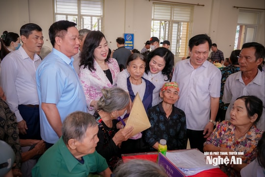 Bộ Y tế, tỉnh Nghệ An tổ chức Lễ ra quân Chiến dịch khám sức khỏe, sàng lọc toàn dân năm 2026