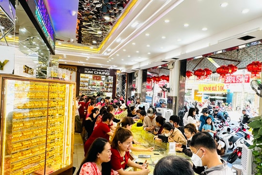 Giá vàng hôm nay 17/5/2026: Bảng giá vàng SJC, nhẫn 9999 24K, vàng thế giới