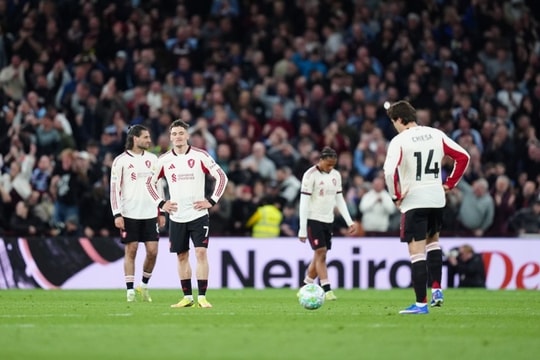 Aston Villa đánh bại Liverpool 4-2 để giành vé dự Champions League