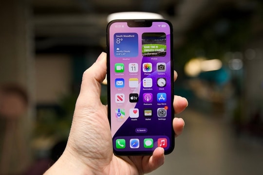 Nên mua iPhone VN/A nào khi các dòng máy chính hãng đồng loạt giảm giá xả kho năm 2026?