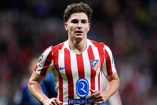 Arsenal nhắm Julian Alvarez, Manchester City tranh Federico Valverde 100 triệu euro