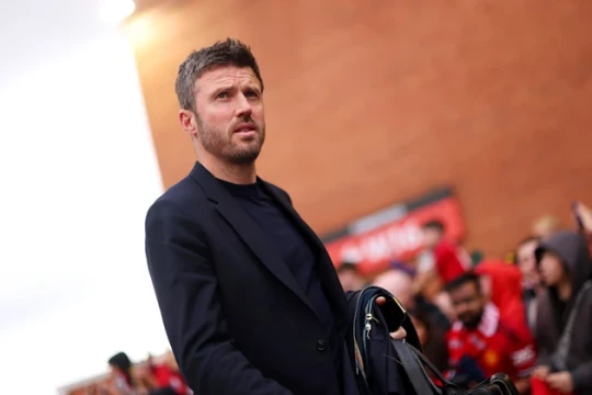 Manchester United thay 4 vị trí đấu Nottingham Forest: Nước cờ lạ của Michael Carrick