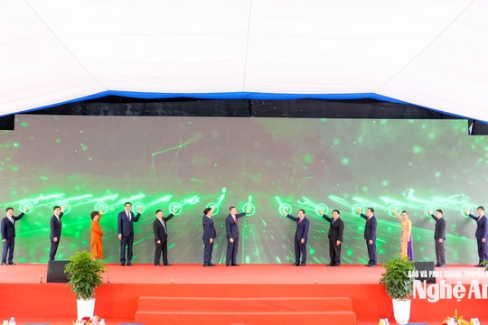 Lễ công bố và khởi công hạ tầng kỹ thuật dự án Nhà máy nhiệt điện LNG Quỳnh Lập
