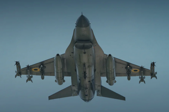 Tiêm kích Su-35 Nga bắn hạ F-16 Ukraine: Phân tích ưu thế kỹ thuật từ tên lửa R-77M
