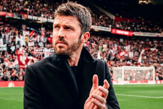 Michael Carrick chính thức dẫn dắt Man Utd: Cuộc đại tu tại Old Trafford bắt đầu