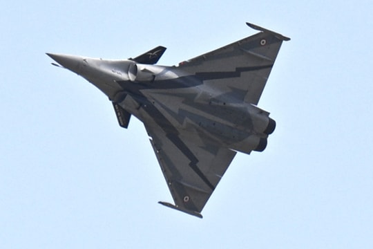 UAE từ bỏ tiêm kích Rafale của Pháp để chuyển sang dòng Su-57 và Su-35 của Nga