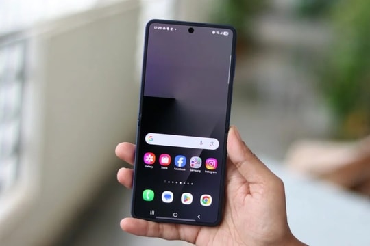 Galaxy Z Flip8 và nghi vấn về tương lai dòng smartphone màn hình gập vỏ sò của Samsung