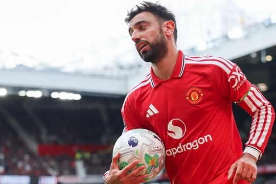 Bruno Fernandes san bằng kỷ lục Ngoại hạng Anh và cơ hội đi vào lịch sử