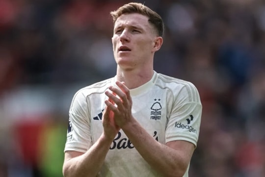 MU và Man City quyết đấu giành Elliot Anderson với mức giá 100 triệu bảng