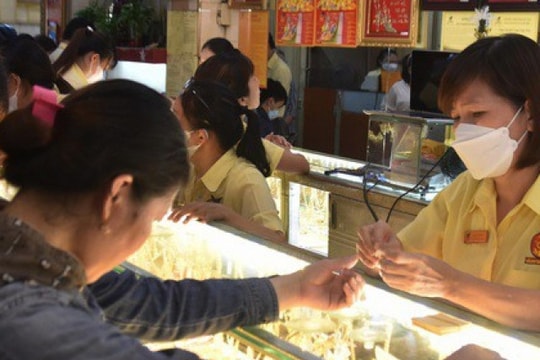 Cập nhật 08:30 sáng 19/05/2026: Giá vàng đa số đi ngang, riêng Phú Quý SJC tăng 0,300 triệu đồng