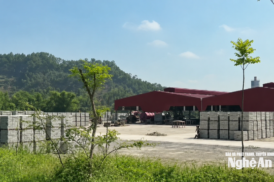 Hưng Nguyên xử phạt doanh nghiệp gạch không nung vi phạm môi trường