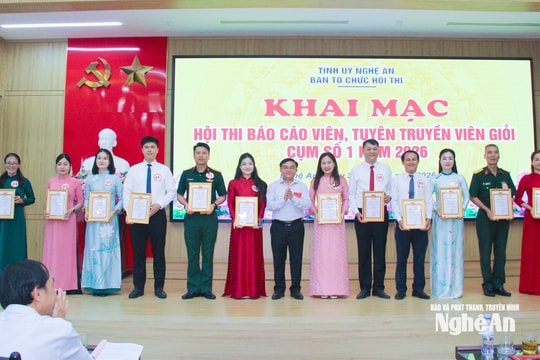 Nghệ An khai mạc Hội thi báo cáo viên, tuyên truyền viên giỏi cụm số 1