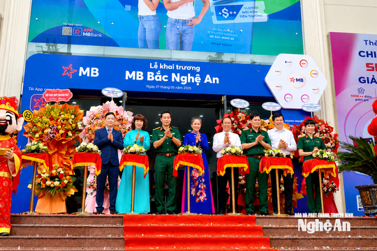 Ngân hàng TMCP Quân đội khai trương trụ sở MB Bắc Nghệ An