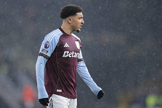 Man Utd quyết kích hoạt điều khoản gia hạn nhằm tránh mất trắng Jadon Sancho