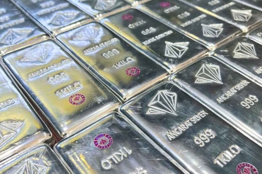 Giá bạc hôm nay (22/5): DOJI một mình trụ trên mốc 80 triệu đồng/kg
