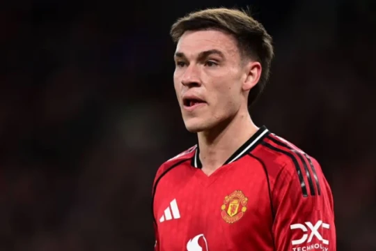 Manchester United thanh lọc đội hình: 5 ngôi sao đối mặt nguy cơ rời Old Trafford